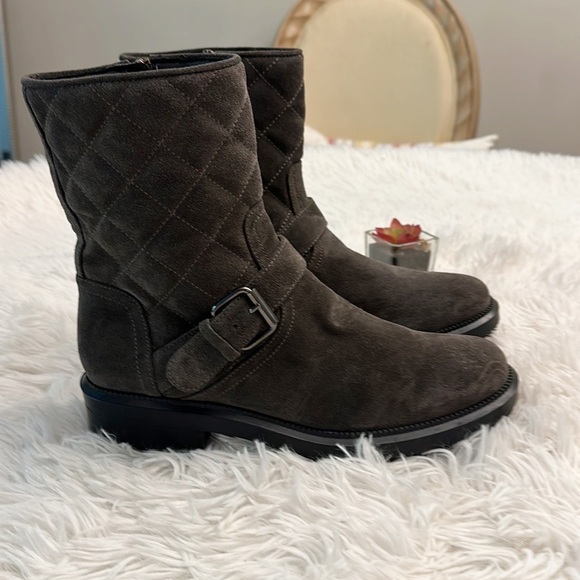 NEW $525 AQUATALIA Leva Smoke quilted waterproof boots women size 8 - Picture 3 of 8